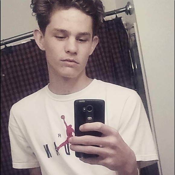 Meet your Posher, Matthew - Picture 1 of 1